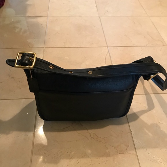 Black cross body Coach bag with gold hardware - Picture 3 of 7